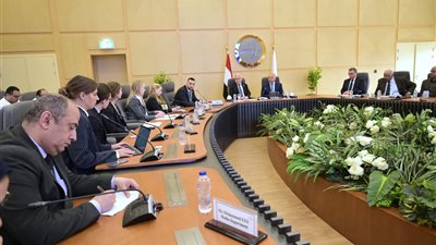 السويد توافق على تمويل الدراسات المطلوبة لإعداد خطة تشغيل الأتوبيس الترددي في مصر