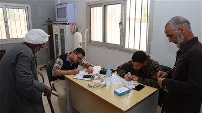 الكشف على 652 مواطنا خلال قافلة طبية لجامعة المنيا 