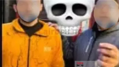 بتهمة ابتزاز السيدات.. جهات التحقيق تأمر بحبس متهم 4 أيام في بورسعيد| بث مباشر 