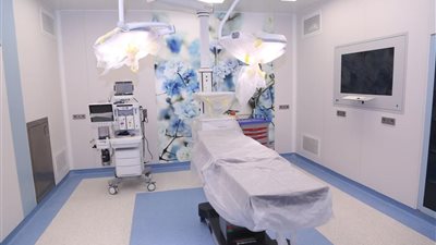 بعد سقوطها من علو.. الصدفة تقود فريقًا جراحيًا لاكتشاف ورم في بطن صغيرة بالمنوفية