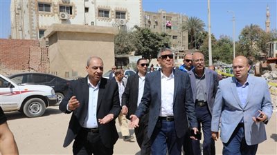 بسبب مخالفات ووقائع فساد.. محافظ الجيزة يوقف مدير التنظيم بكرداسة عن العمل ويحيلها إلى النيابة| خاص