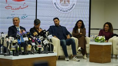 أحمد السعدني يطالب الجهات المختصة بإعطاء الحرية للمبدعين في تقديم الأعمال الفنية