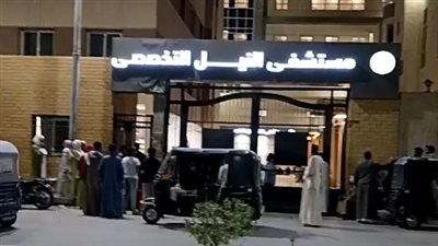 كانوا رايحين فرح.. إصابة 16 شخصًا إثر انقلاب ميكروباص على الطريق الصحراوي الغربي بأسوان| بث مباشر 