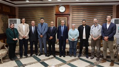 محافظ المنيا يبحث مع وفد إيفاد سبل دعم مشروع ستار لتحسين معيشة صغار المزارعين