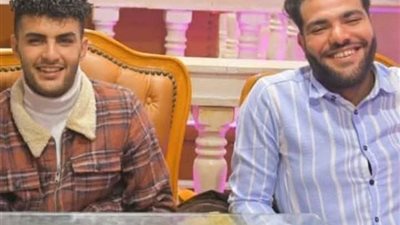 لم يفرقهما الموت.. تفاصيل مصرع شابين أسفل عجلات سيارة ميكروباص بالدقهلية والأسرة: عايزين حقهم