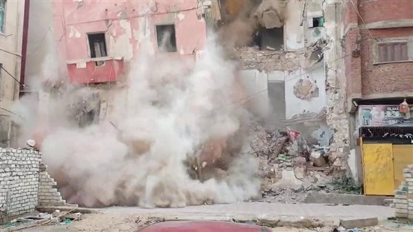 إزالة عقارات آيلة