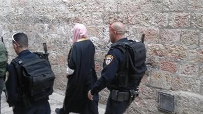 بعد دعائه لغزة بخطبة الجمعة.. قوات الاحتلال تعتقل الشيخ محمد سليم إمام وخطيب المسجد الأقصى 