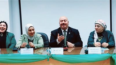 افتتاح المكتب الأخضر بكلية العلاج الطبيعي جامعة القاهرة