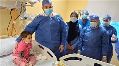 إنجاز طبي غير مسبوق بالصعيد.. مستشفى أورام الأقصر يجري أول عملية زرع نخاع ناجحة للأطفال 