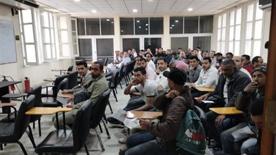 برواتب 2000 درهم شهريًا.. وزارة العمل تعلن بدء اختبارات المُرشحين للعمل بشركة مقاولات بالإمارات