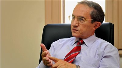 بعد دعوته المثيرة للجدل.. الغزالي حرب: الغرض من عودة لقبي الباشا والبيه هو إحياء للمجتمع المدني| خاص