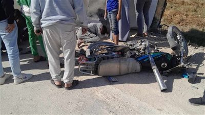 إصابة شخصين إثر حادث اصطدام سيارة نقل ودراجة نارية في الفيوم