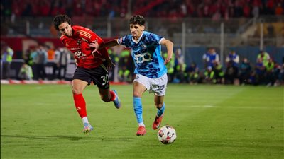 نتيجة مباراة الأهلي وبيراميدز.. التعادل السلبي يحسم الشوط الأول 