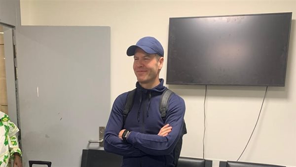 داني ماكلي حكم مباراة