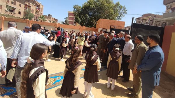 افتتاح مدرسة نزالي