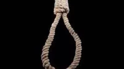 شاب يتخلص من حياته شنقًا في ظروف غامضة بالمنيا| بث مباشر 