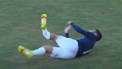 أحمد القندوسي يخضع لعملية جراحية اليوم بعد إصابته بكسر في الساق