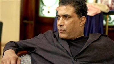 أحمد زكي صوّر آخر مشهد في حياته فاقدًا بصره.. ومدير أعماله يكشف مفاجآت فيلم حليم | بث مباشر