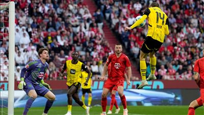 التعادل الإيجابي يحسم كلاسيكو الدوري الألماني بين بايرن ميونخ وبوروسيا