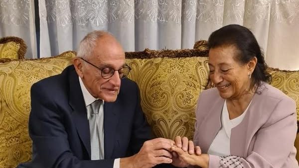 السيدة نادية ومصطفى