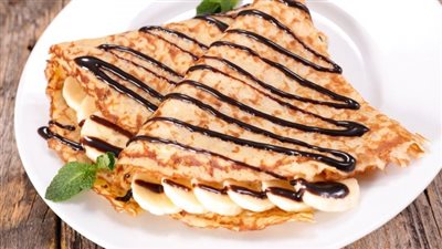 طريقة عمل كريب الشوكولاتة الكريمي والموز.. فاجئي أسرتك بهذه الوصفة