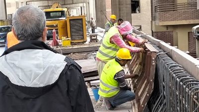 محافظ الجيزة: تركيب باكيات مفقودة وحواجز خرسانية بمحوري 26 يوليو وصفط اللبن | صور