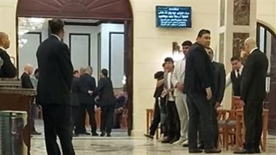 وزير التموين ومساعد وزير المالية يؤديان واجب العزاء في والدة محمد شمروخ رئيس جهاز تنظيم الاتصالات|بث مباشر 