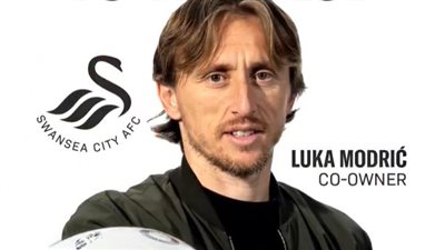 رسميًا.. مودريتش يصبح أحد ملاك نادي سوانزي سيتي الإنجليزي