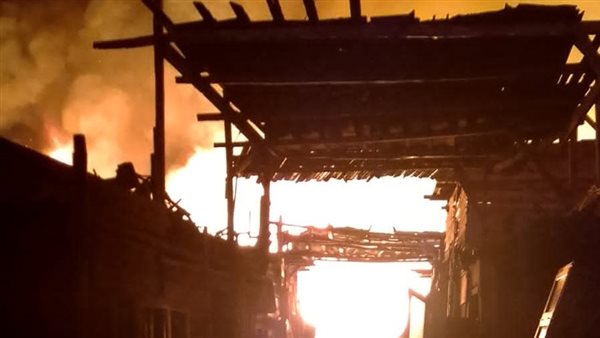 حريق مغالق الخشب