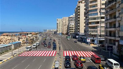 لتقليل الحوادث.. الإسكندرية تبدأ أعمال تخطيط طريق الكورنيش