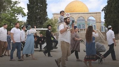 1000 مستوطن إسرائيلي يقتحمون المسجد الأقصى
