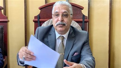 دفاعًا عن الشرف.. جنايات بورسعيد تبرئ شابًا من تهمة ضرب والدته المفضي إلى الموت وتوقف حكم جدته| تفاصيل 