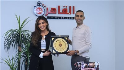 القاهرة 24 يكرم النجمة ريهام حجاج بعد نجاحها في مسلسل أثينا برمضان 2025