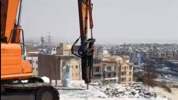 إزالة الأدوار العليا