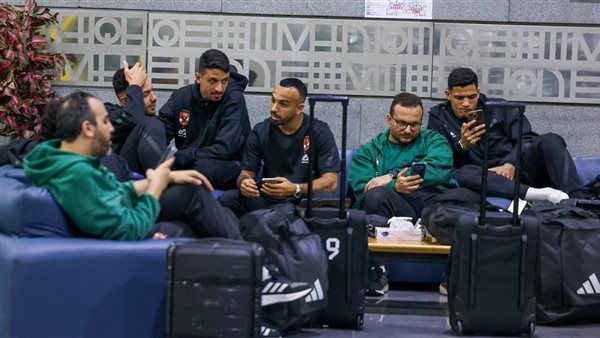 لاعبو الأهلي