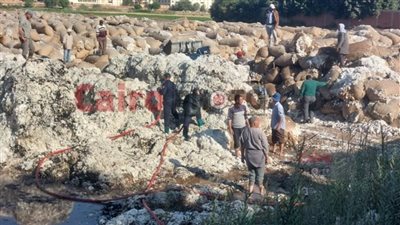 بـ5 سيارات إطفاء.. السيطرة على حريق نشب في شونة قطن بطنطا | بث مباشر