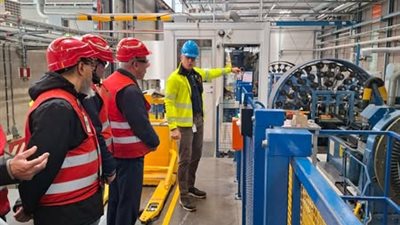 رئيس بتروبل ونائب رئيس إيجاس في جولة تفقدية بالنرويج لمتابعة تصنيع الكابل البحري العملاق لحقل ظهر