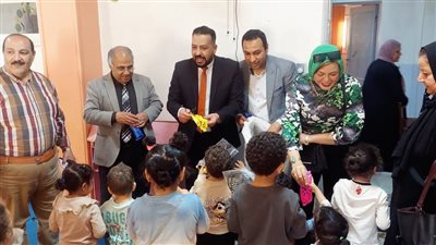 في يوم اليتيم.. التأمين الصحي ببني سويف ينظم قافلة طبية وإنسانية لأيتام جمعية الرعاية بحي الرمد| صور 