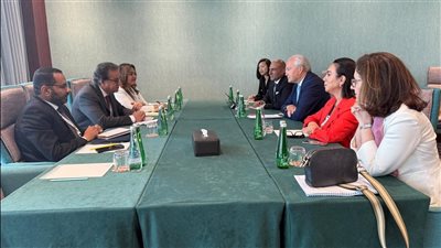 من الإمارات.. وزير الصحة يشهد توقيع خطاب نوايا مع أسترازينيكا لتوطين الاختبارات الجينية الجزيئية المتقدمة