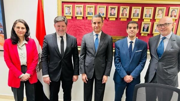 اجتماع ممثلي مصر