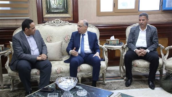 محافظ المنيا