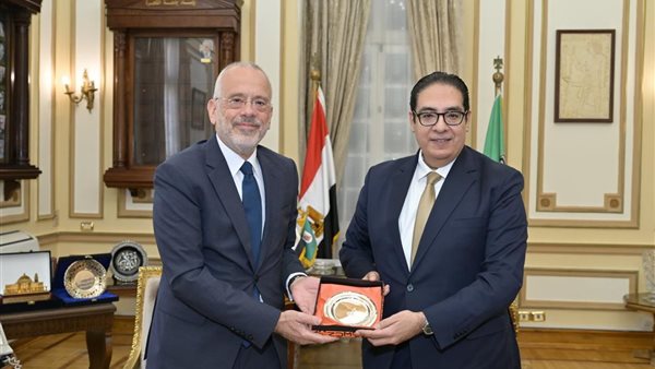 رئيس جامعة القاهرة