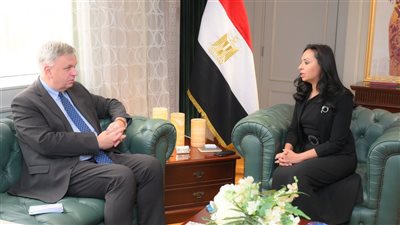 وزيرة التضامن تلتقي السفير الألماني بالقاهرة.. ويبحثان تعزيز سبل التعاون في مجالات العمل المشتركة