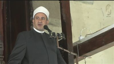 خطيب الجامع الأزهر: هناك محاولات يقف خلفها أعداء الأمة الإسلامية لتغييب عقول شبابنا