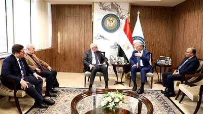 وزير البترول يبحث مع تكنيب إنرجيز الإيطالية خطط عملها في مصر