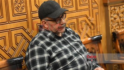 بيومي فؤاد وإيمي سمير غانم وعمرو يوسف.. نجوم الفن في عزاء سليمان عيد بمسجد الشرطة