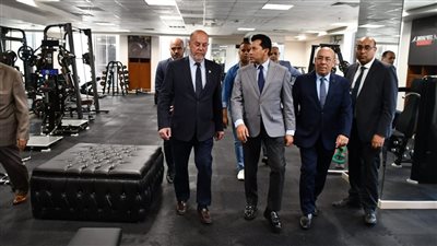 وزير الرياضة يستقبل رئيس الاتحاد الدولي للكاراتيه لتعزيز التعاون الرياضي