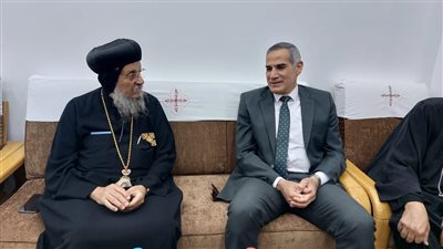 رسائل محبة وسلام بعيد القيامة المجيد.. مدير أمن الأقصر يزور كنيسة العذراء بإسنا لتهنئة الأنبا يواقيم والأقباط