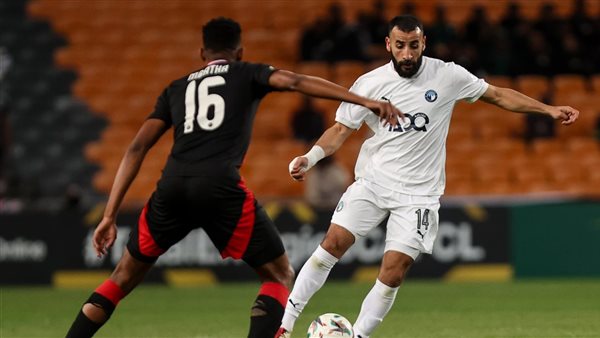 بيراميدز وأورلاندو