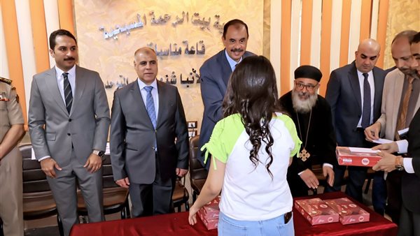 محافظ سوهاج واحتفالات